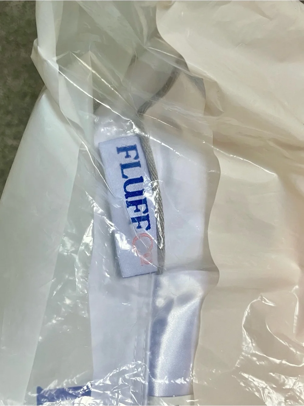 NEW FluffCo White Hotel Down Alternative Soft Bed Pillow Standard Size